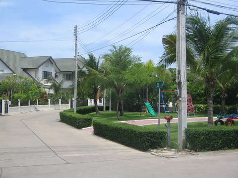 Big East Pattaya House for Sale or Rent