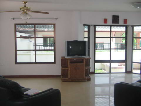 Big East Pattaya House for Sale or Rent