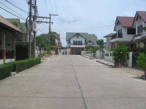 Big East Pattaya House for Sale or Rent