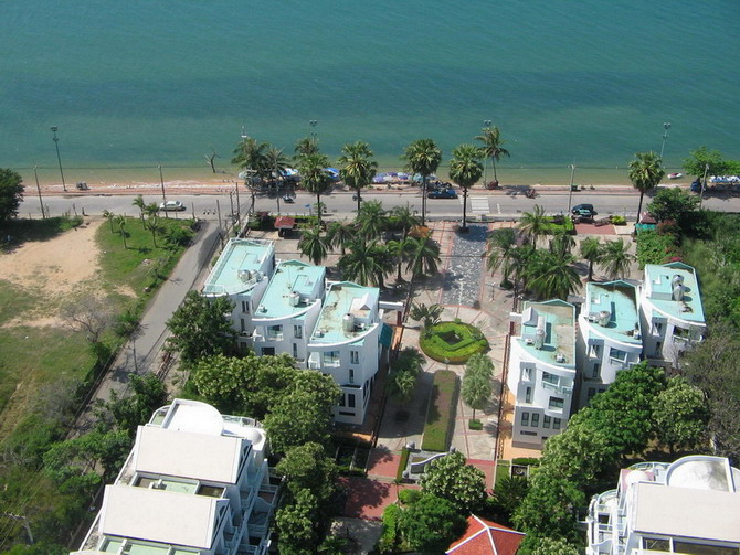 Sea-view Jomtien Condo for Rent