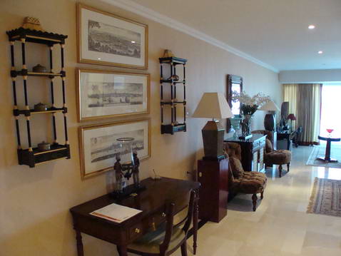 Large Condo For Sale on Pratunmak Hill, Pattaya