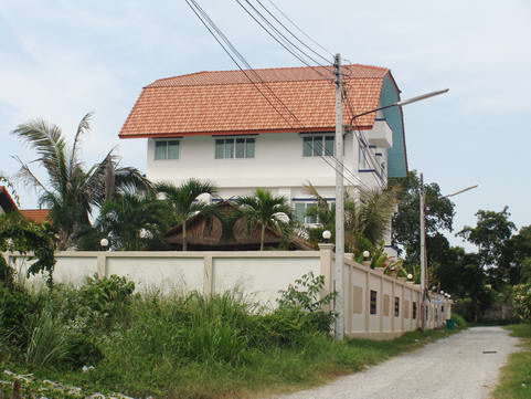 Large Naklua House for Sale