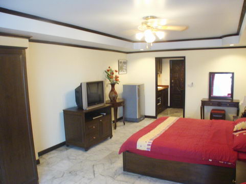 Jomtien Condo for Sale or Rent