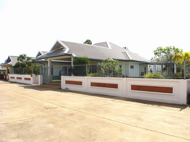 East Pattaya House for Sale/Rent