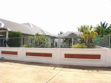 East Pattaya House for Sale/Rent