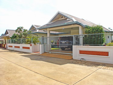 East Pattaya House for Sale/Rent