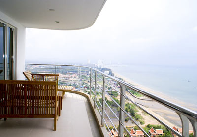 Jomtien Condo For Sale