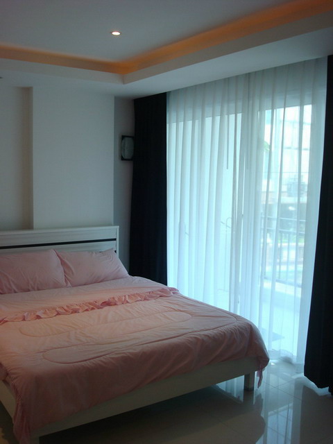 Studios for Rent Pattaya Downtown