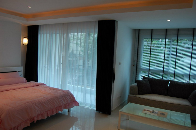 Studios for Rent Pattaya Downtown