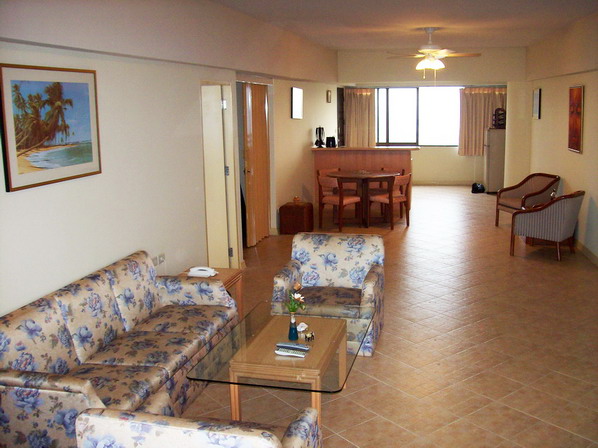 FOR RENT- 1 BEDROOM CONDOMINIUM - SEASIDE IN NA JOMTIEN, PATTAYA