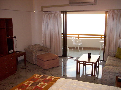 FOR RENT- 1 BEDROOM CONDOMINIUM - SEASIDE