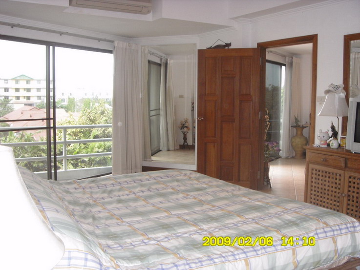 2-Bedrooms Condo for Rent