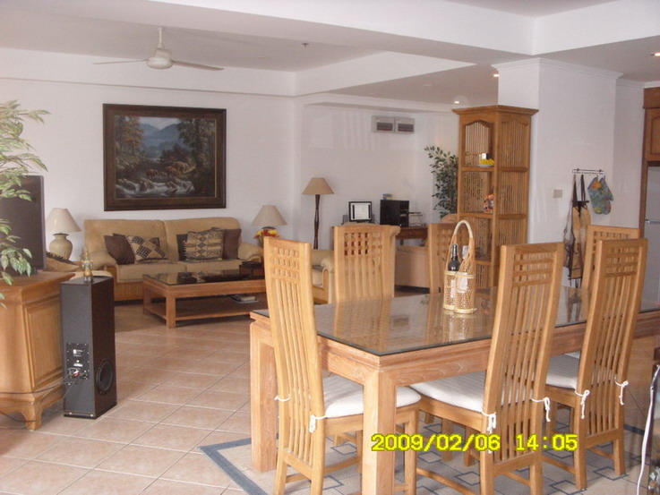 2-Bedrooms Condo for Rent