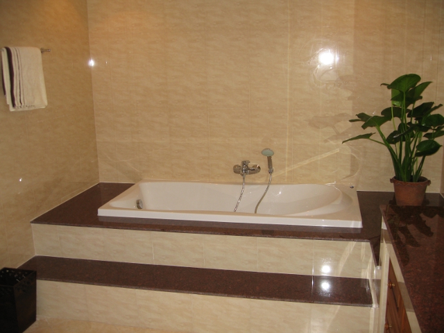 Condo for Sale and Rent in Jomtien