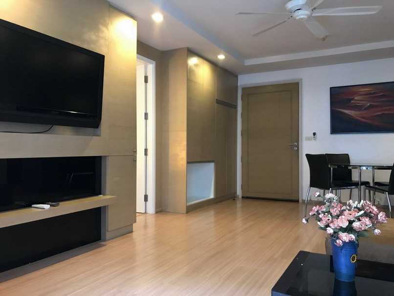 Downtown Luxury Residence Condominium for Sale and Rent