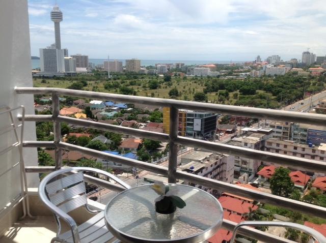 TOP FLOOR Studio Condo (SPECTACULAR SEA VIEW) for RENT/SALE