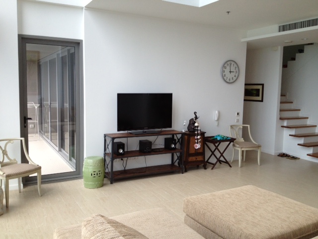 Beautiful Duplex Beachfront North point Condo for Rent