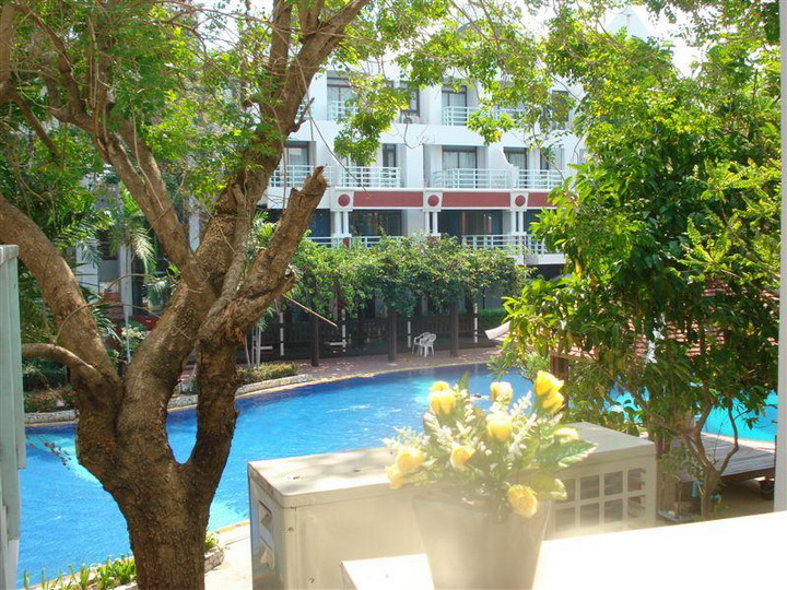 SEASIDE JOMTIEN CONDO FOR RENT/SALE