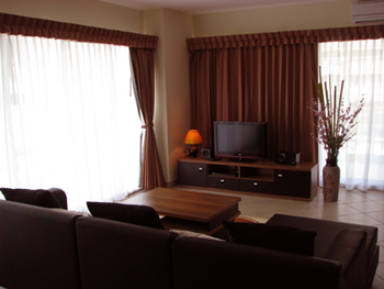 BEACH FRONT CORNER ROOM  FOR SALE & RENT IN JOMTIEN