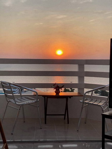 Sea View Jomtien Beach Condo for Sale Rent