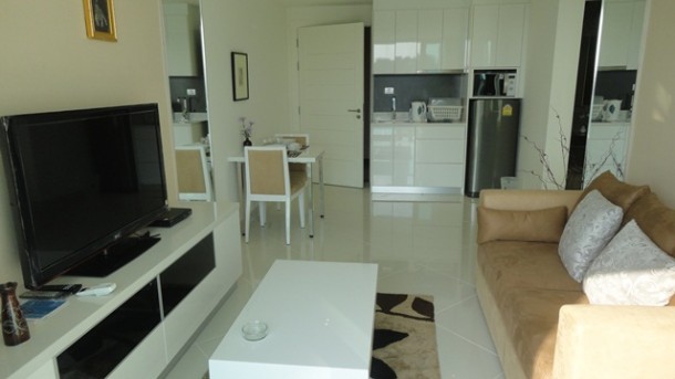 1 bedroom 44 sqm Pratumnak Hill for Rent