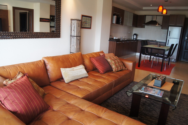 Condominium for Sale and Rent Jomtien Area