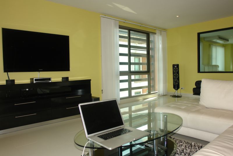 Luxury Condominium for Rent in Center Pattaya