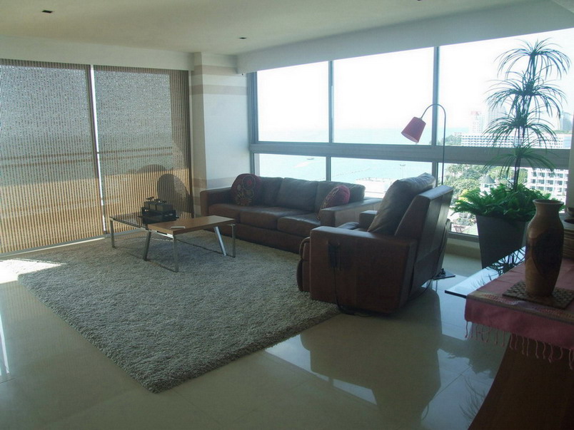 Luxury Condominium for Rent in Center Pattaya