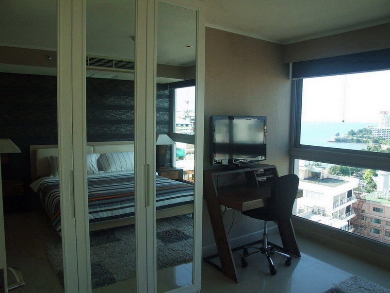 Luxury Condominium for Rent in Center Pattaya