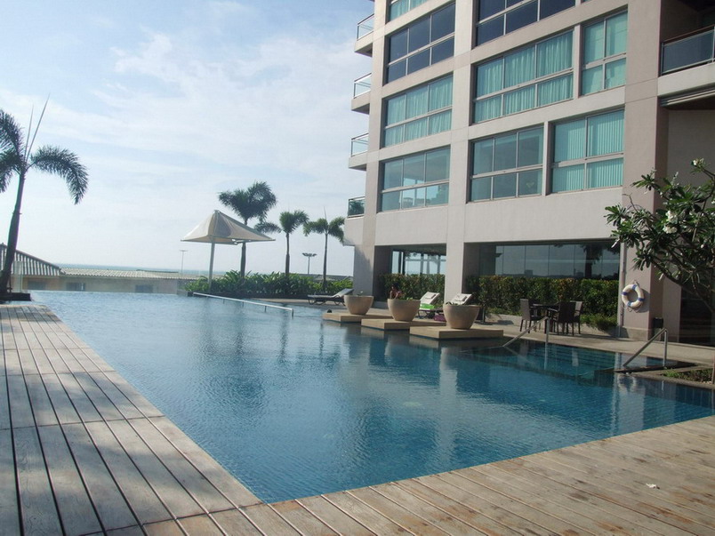 Luxury Condominium for Rent in Center Pattaya