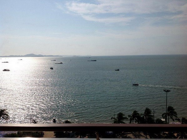 Luxury Condominium for Rent in Center Pattaya