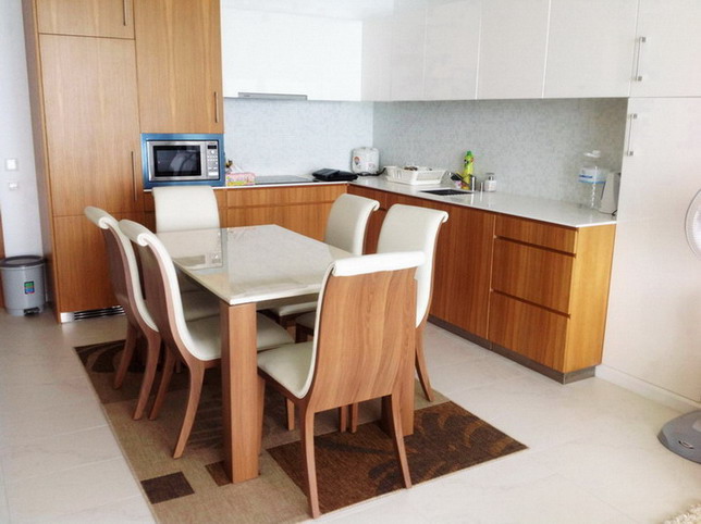 Wong Amat Beach Northpoint Condo for Rent