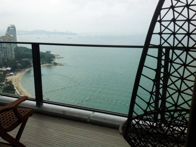 Wong Amat Beach Northpoint Condo for Rent