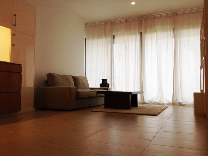 Sea-view Northpoint Condo for Rent