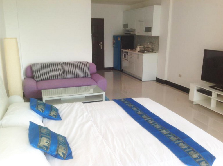 Big Condo for Sale and Rent  Sea View Jomtien Beach