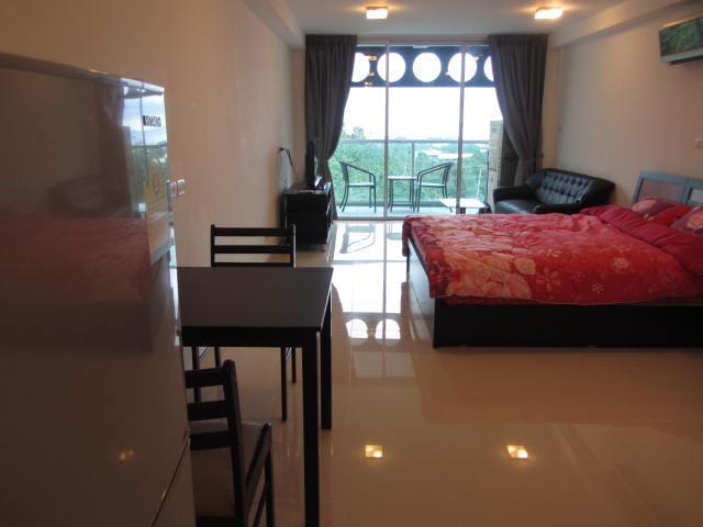 Pratumnak Hill Condo for Sale or Rent