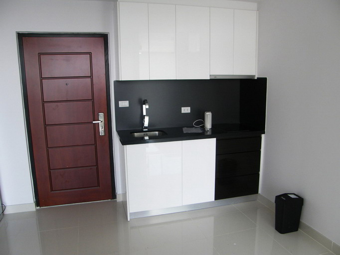 1 Bedroom Condo for Rent