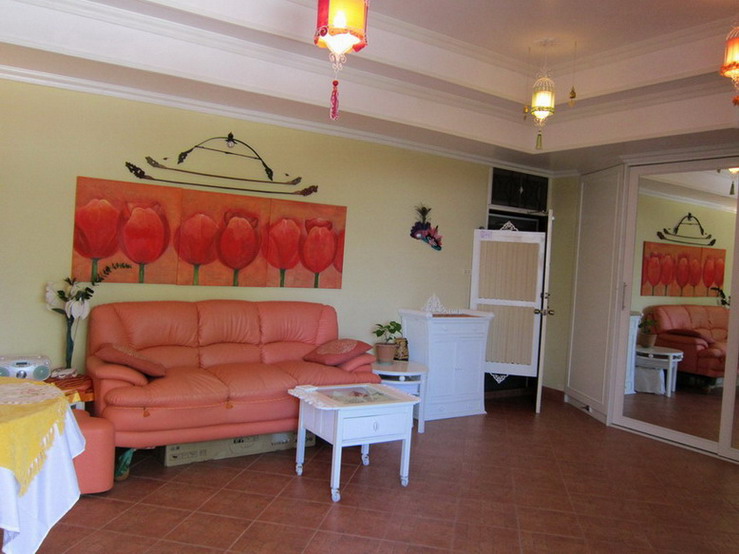 1 Bedroom Apartment 80 sqm for Sale