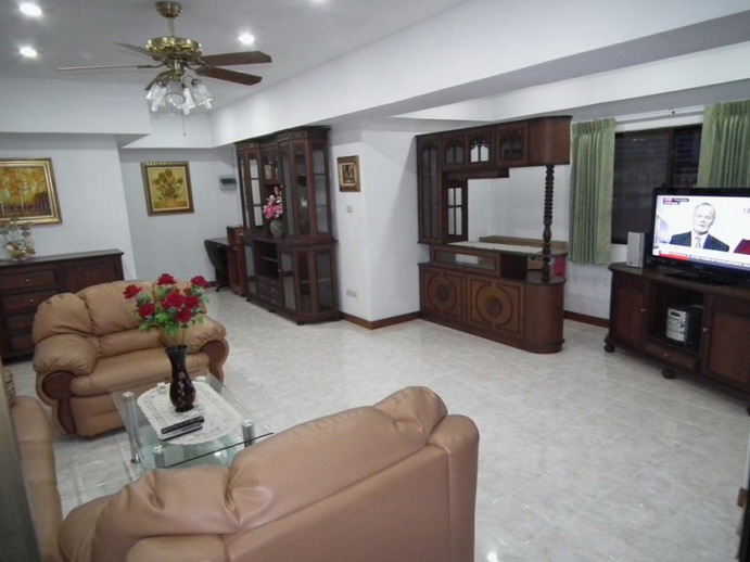 2 Bed Apartment for Rent