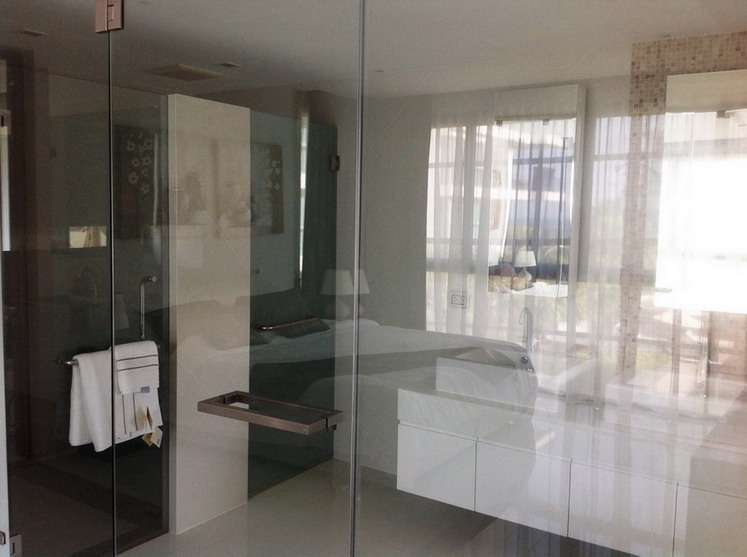 2 Bedrooms Beachfront Condominium for Rent