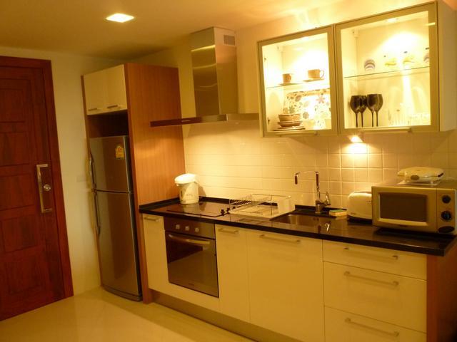 2 Bedrooms Wongamat Beach Condo for Rent