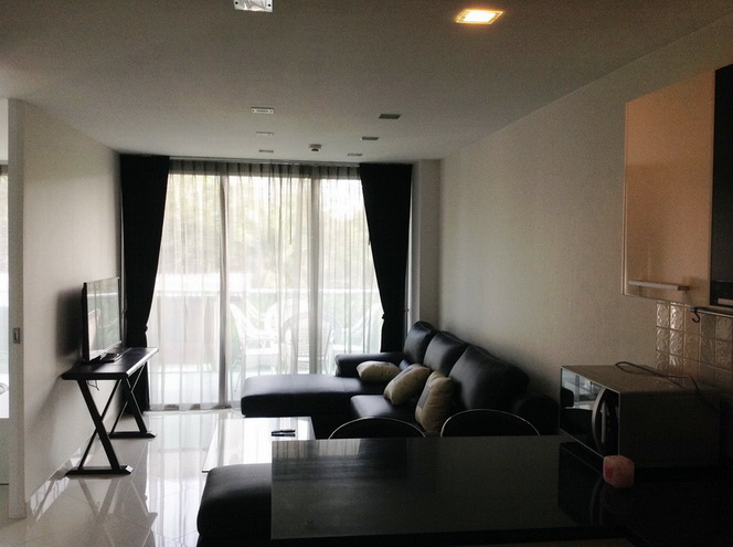 2 Bedrooms Wongamat Beach Condo for Rent