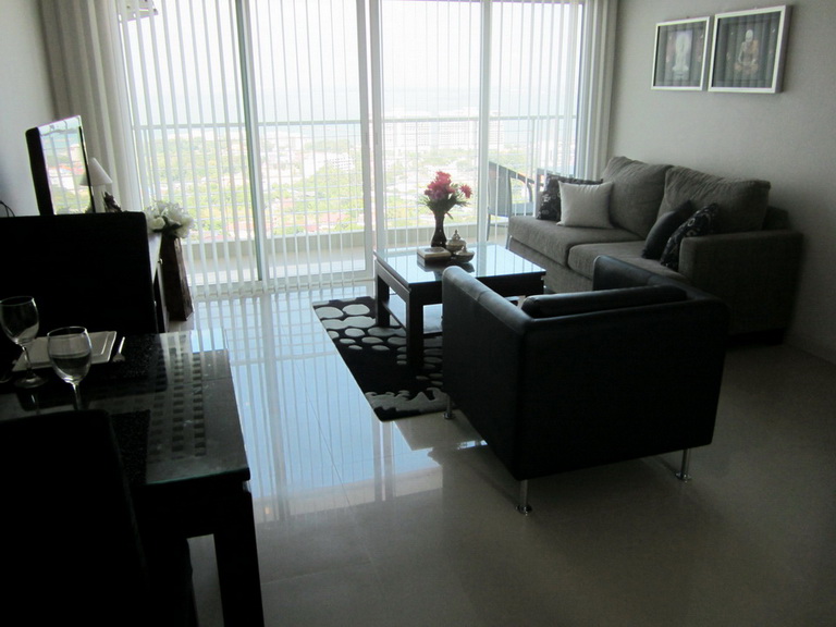 2 Bedroom Condo for Sale in Naklua -Wongamat