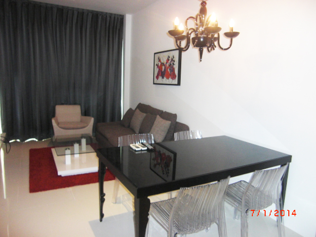 2 Bedrooms Beachfront Condominium for Rent