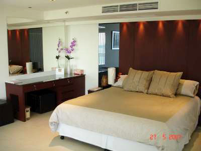 3 Bedrooms Luxury Sea view Condo for Rent on Pattaya Beach Rd.