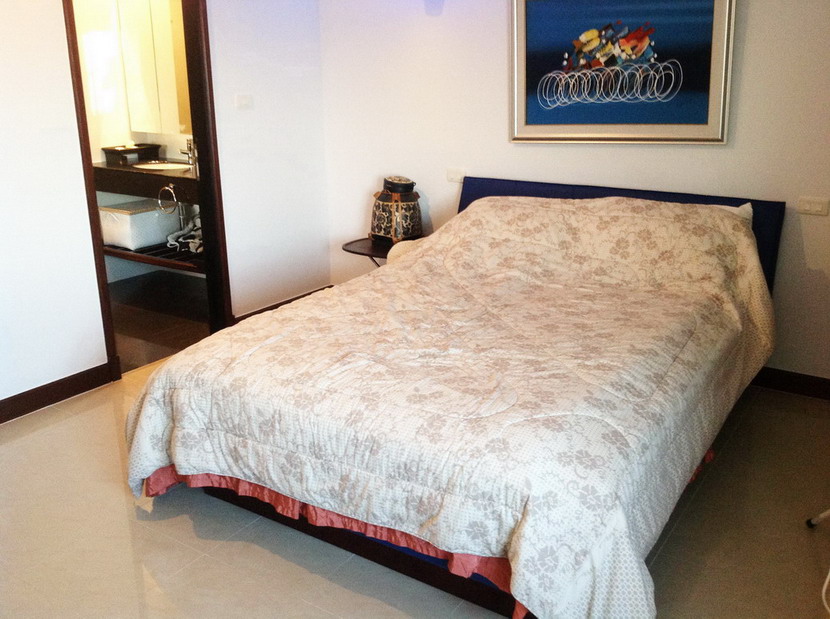 Luxury Beachfront Condominium for Rent in Jomtien