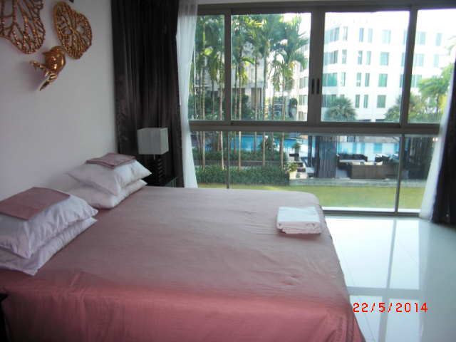 2 Bedrooms Beachfront Condominium for Rent