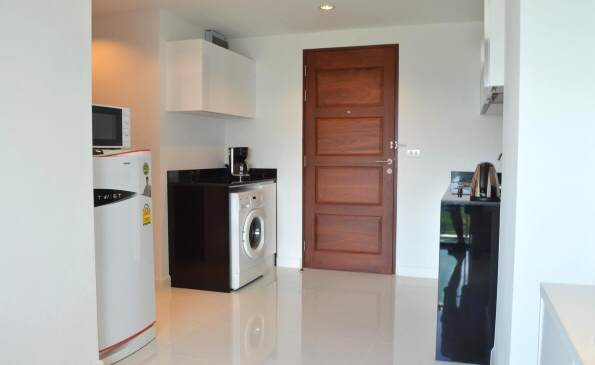 New Condo for Rent on Pratamnak Hill Jomtien Pattaya