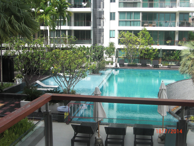 3 Bedrooms Beachfront Condominium for Rent