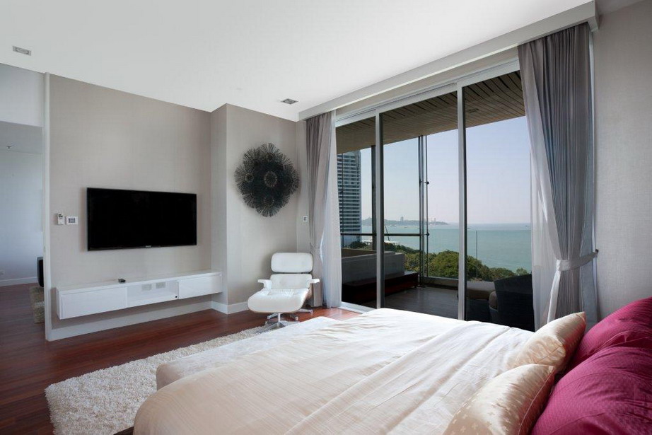 Sea View Condominium for Sale or Rent in Wong Amat Beach Pattaya